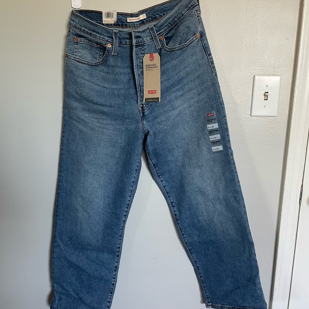 NWT Levi's Ribcage Straight Leg Jeans